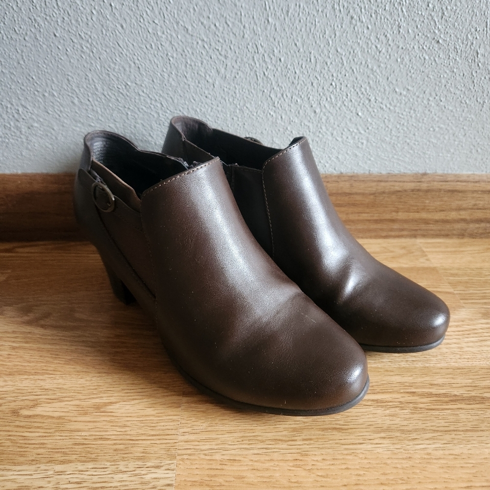 Croft & Barrow Elegant Brown Women's Ankle Boots
